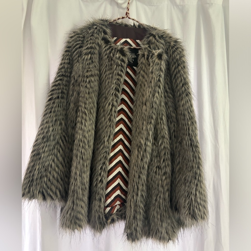 Marc by Marc Jacobs Gray and Black Faux Fur Coat with Chevron Lining